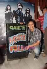 Vivek Oberoi promotes Prince at Gaiety in Bandra on 9th April 2010 (16)